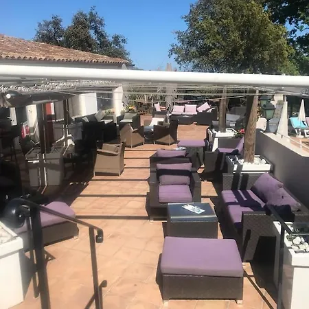 Les Restanques Maison 9 Pins 3 Chambres * Grimaud